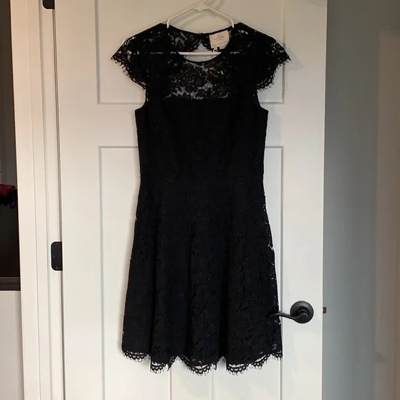 kate spade black lace dress Kate Spade Women's 12 Dress Virginia Black Scalloped Lace Shift Short Sleeve